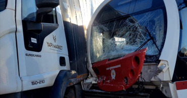 Samsun'da Tramvay ile Kamyon Çarpıştı: 3 Yaralı