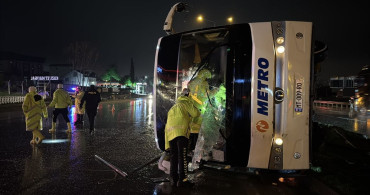 Samsun'da Yolcu Otobüsü Devrildi: 6 Yaralı