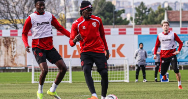 Samsunspor Kasımpaşa Maçına Hazırlıklarını Sürdürüyor
