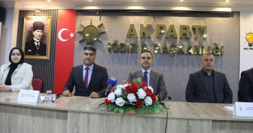 Sanayi ve Teknoloji Bakanı Kacır, Iğdır'da Önemli Açıklamalarda Bulundu