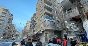 Şanlıurfa'da 6 Katlı Bina Tedbiren Boşaltıldı