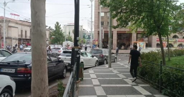 Şanlıurfa'da Aniden Bastıran Sağanak Yağış Vatandaşları Etkiledi