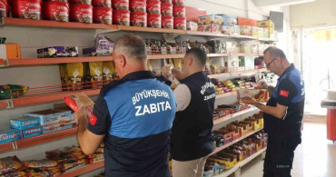 Şanlıurfa'da denetimlerde son kullanma tarihi geçmiş ürünler ele geçirildi