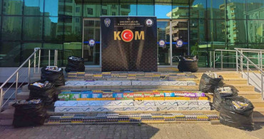Şanlıurfa'da Kamyonetteki Lastiklerden 20 Bin Paket Kaçak Sigara Çıktı