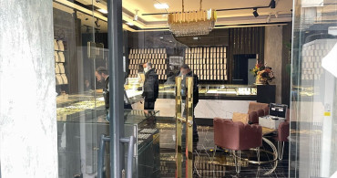 Şanlıurfa'da Kuyumcuda Silahlı Soygun: İzinli Polis Vuruldu