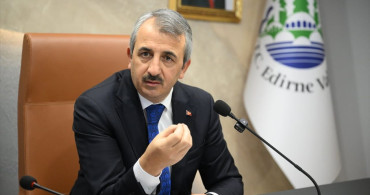 Şanlıurfa'da Sulama Kanalına Düşen Araç İçin Arama Çalışmalarına Ara Verildi