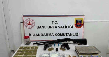 Şanlıurfa'da uyuşturucu operasyonunda 2 gözaltı