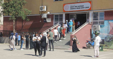 Şanlıurfa'da YKS'nin ilk oturumu TYT başladı
