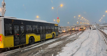 Şanlıurfa'da Yoğun Kar Yağışı Etkili Oluyor