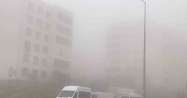 Şanlıurfa'da Yoğun Sis Görüş Mesafesini Düşürdü