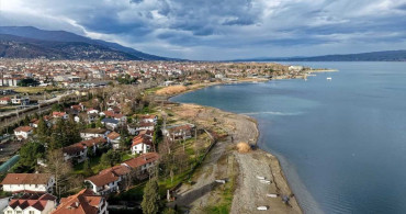 Sapanca Gölü Yağışlarla 30 Santimetre Yükseldi