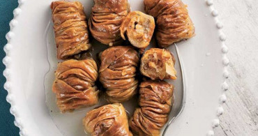 Sarı Burma Tatlısı Nasıl Yapılır? Sarı Burma Tatlısı Tarifi 