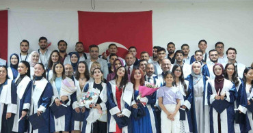 Sarıgöl MYO'da mezuniyet sevinci