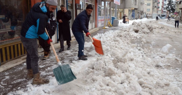 Sarıkamış'ta Kar Temizliği Çalışmaları Başladı