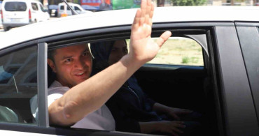 Saruhanlı kaymakamı Murat Acar gözyaşları ve dualarla uğurlandı