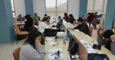 Sason Halk Kütüphanesi'ne Akın Var