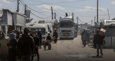 Savaşın Gölgesinde Açlık Tehlikesi: Gazze’ye Gıda Sevkiyatı Durma Noktasında