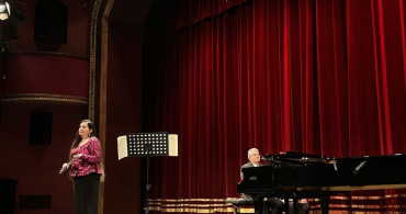 Şefika Kutluer Süreyya Operası'nda Konser Verdi