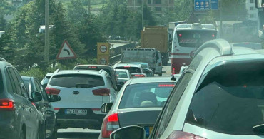 Şehir hastanesi kavşak çalışması trafiği kilitledi: kilometrelerce araç kuyruğu