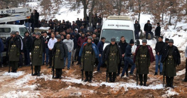 Şehit Cenazesinde Dikkat Çeken Görüntü!