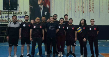 Şehit Öğretmen Fatma Nur Çelik Anısına Voleybol Turnuvası Düzenlendi