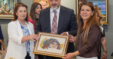 Şehitkamil'de Kadınların El Emeği Eserleri Sergilendi