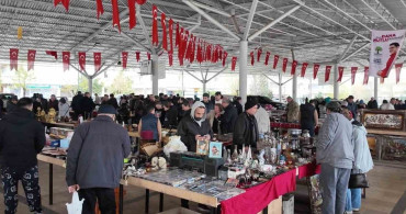 Şehitkamil'deki Antika Pazarı Geçmişi Canlandırdı