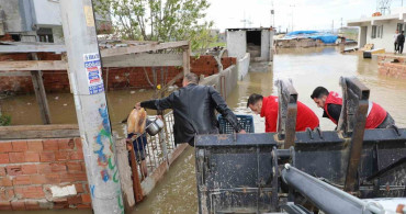 Şehzadeler Belediyesi Mahsur Kalan Vatandaşların Yanında