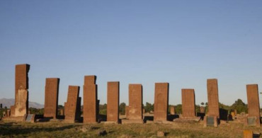 Selçuklu Meydan Mezarlığı Tanıtımına 'Malazgirt' Katkısı