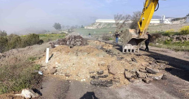 Selendi-Kula Eski Yolunda Onarım Çalışmaları Devam Ediyor