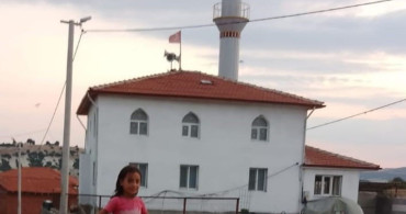 Selendi'de hayırseverlerin yaptırdığı Aloşlar Camii ibadete hazır