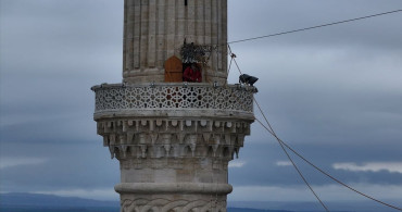 Selimiye Camii'nin Minareleri Mahyayla Donatıldı