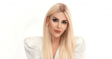 Selin Ciğerci Gizemli Aşkıyla El Ele