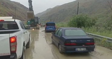 Selin kapattığı erzincan-kemah yolu yeniden ulaşıma açıldı