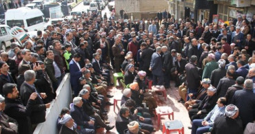 Şemdinli'de AK Parti'nin Zaferi Kutlandı