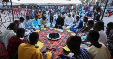 Senegal'de Bin Kişilik İftar Programı