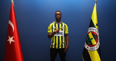 Senegal’in parlayan yıldızı Amara Diouf artık Fenerbahçe’de