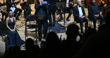 Senfonik Neşet Ertaş Türküleri ile Duygu Dolu Anlar