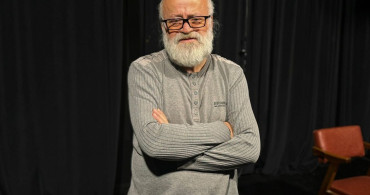 Şevval Çakar’ın Stand-Up Gösterisi Bakırköy’de Sahnelendi
