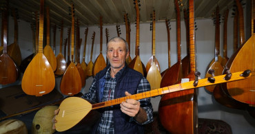 Seydikemer'in Bağlama Ustası Orhan Çınar'ın 37 Yıllık Tutkusu