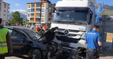 Seydişehir'de Tır ve Otomobil Kazası: 1 Yaralı