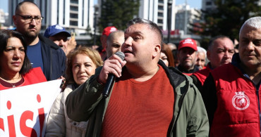 Seyhan Belediyesinde İşçilerden Eylem: Zam ve Alacak Talepleri