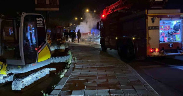 Seyir Halindeki Araç Alev Aldı