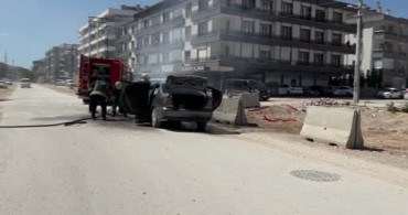 Seyir halindeki otomobil yangını Konya'da kullanılamaz hale geldi