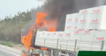 Seyir Halindeki Tırda Yangın Çıktı