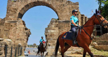 Side Antik Kenti'nde Atlı Jandarma Timleri Hizmete Girdi