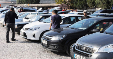 Sıfır otomobil düzenlemesi fırsatçıları durdurmadı: Temmuz ve Ağustos ayları bekleniyor