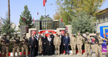 Siirt'te 2012 Helikopter Kazasında Şehit Olan Askerler Anıldı
