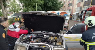 Siirt’te Park Halindeki Pikap Yangını