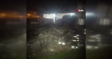 Siirt'te Yağmur Sonrası Metruk Bina Çöktü